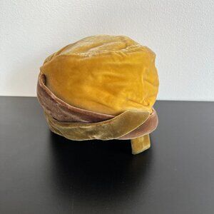 vintage 60s hat mustard yellow velvet cloche pillbox flapper fold cap